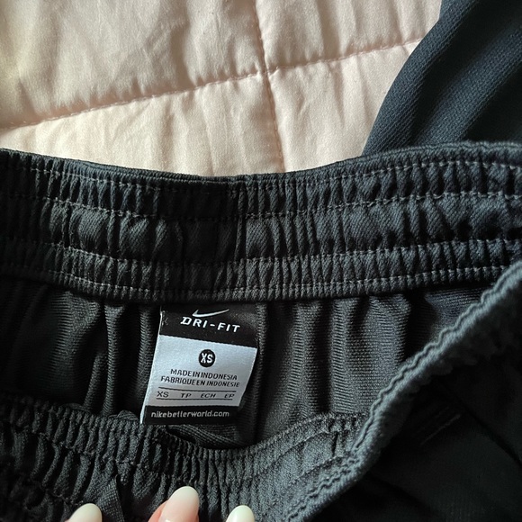 NIKE WOMENS ATHLETIC PANTS - Picture 4 of 4